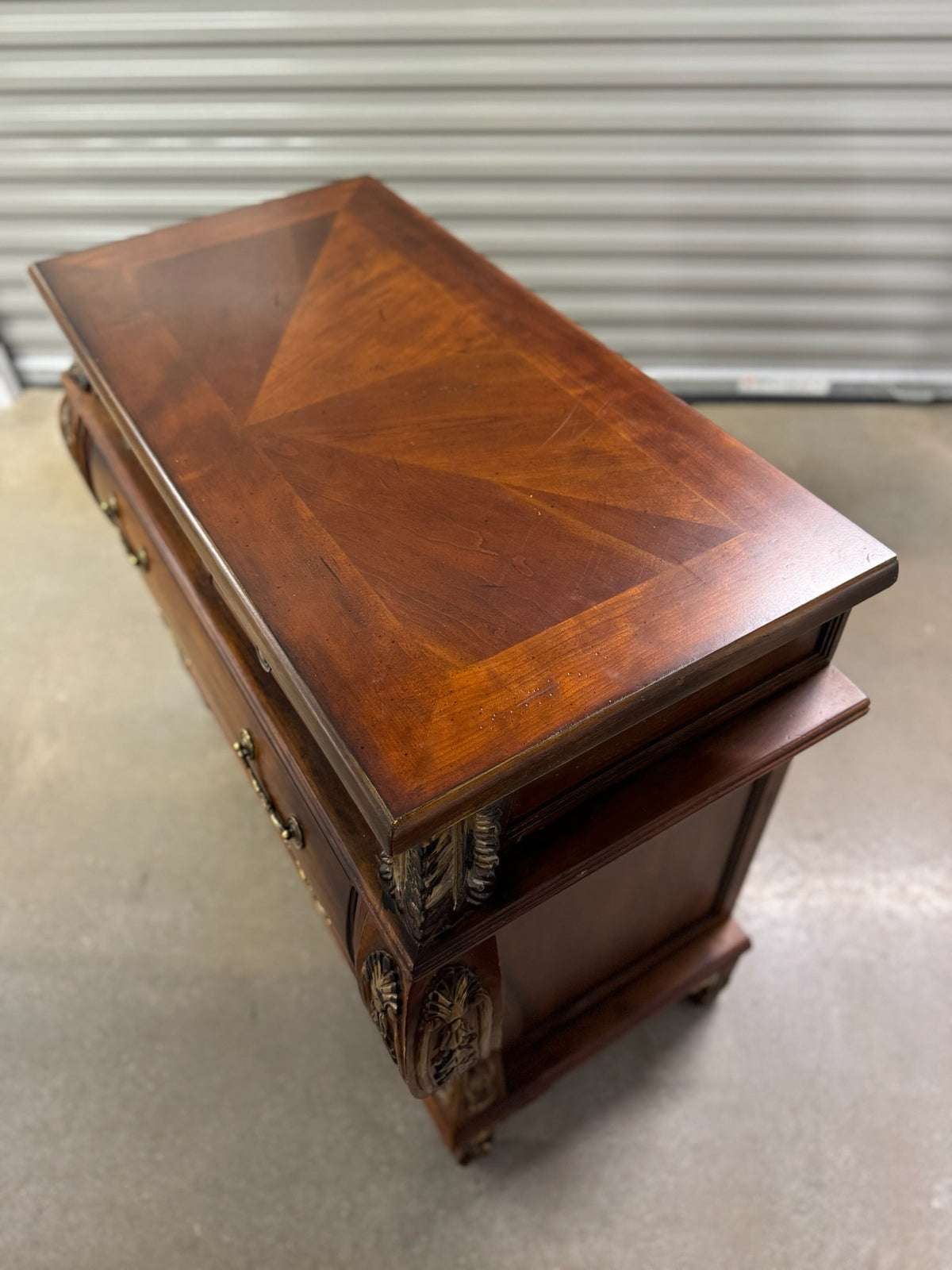 Bombay Chest