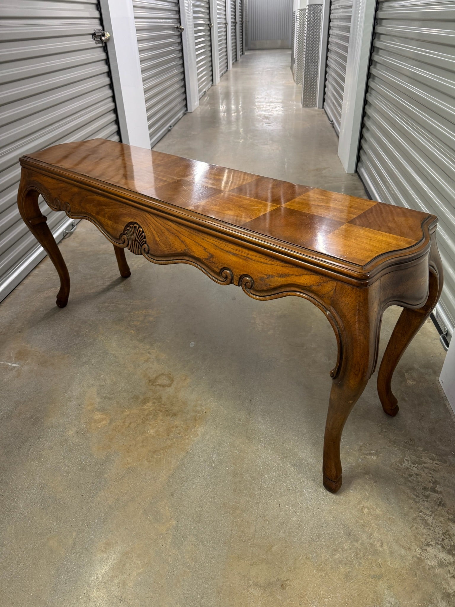 Parquet Console Table