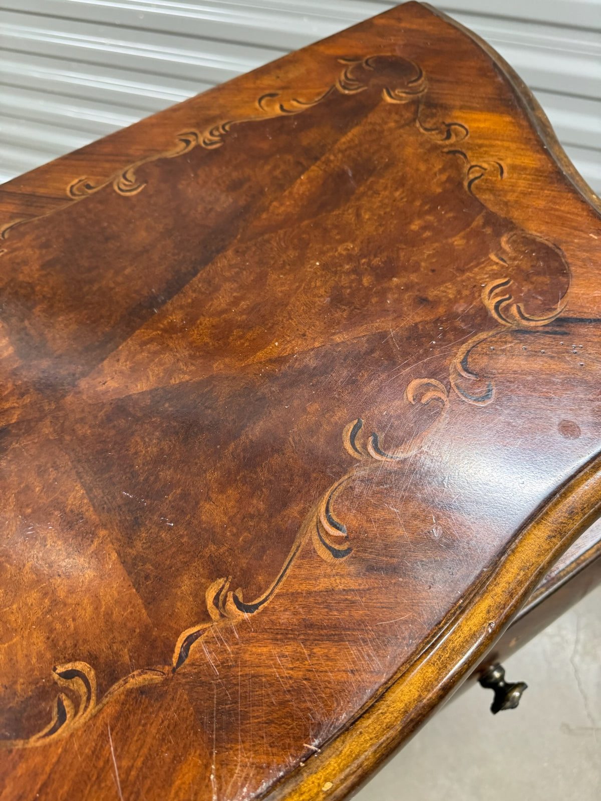 Bombay Chest