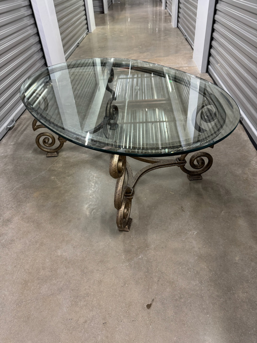 Oval Cocktail Table