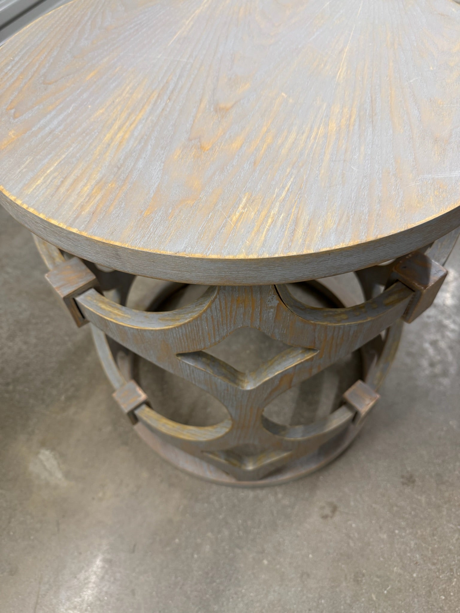 Accent Table