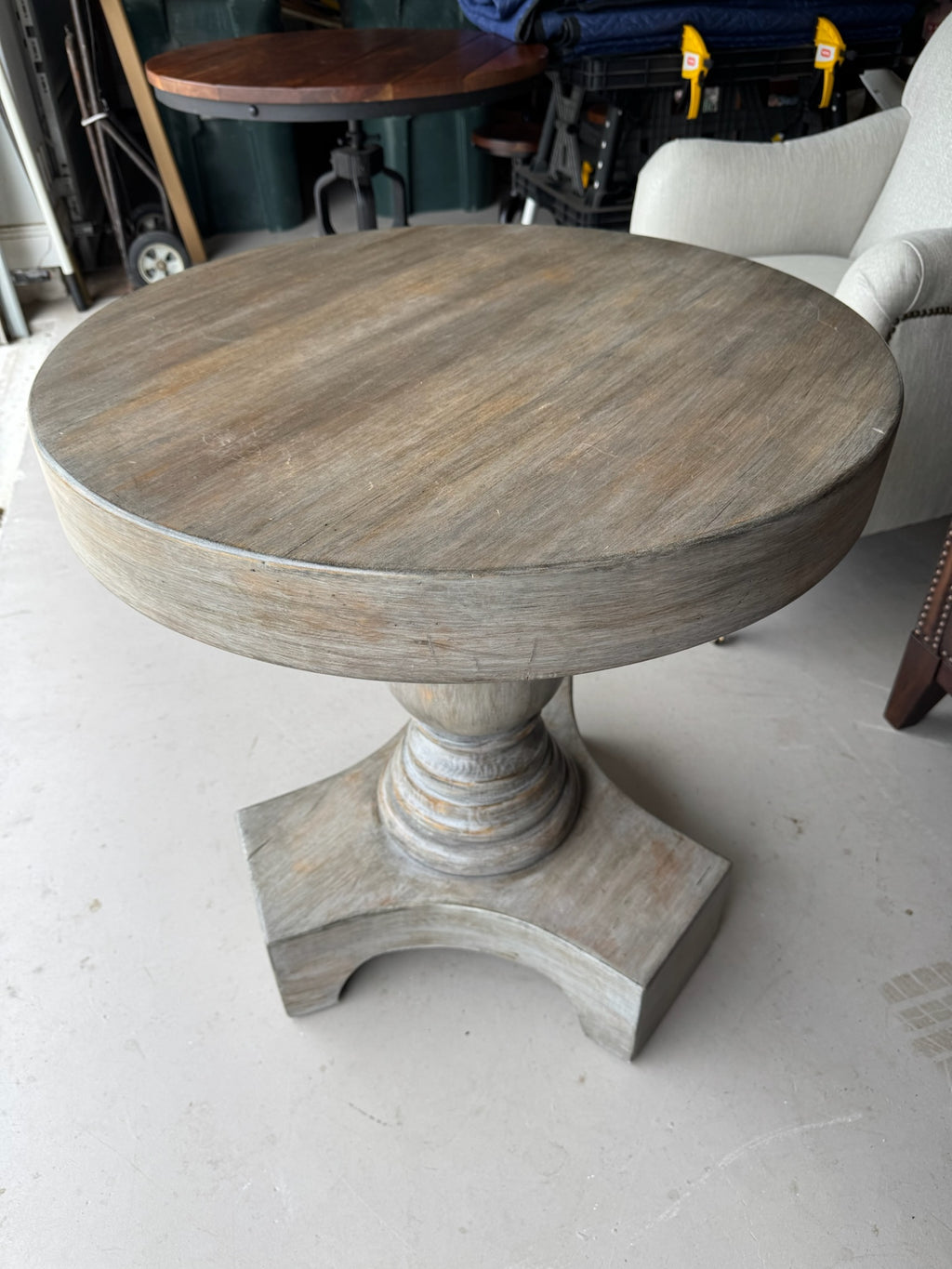Pedestal Table